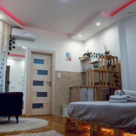 Boho-style In The Center